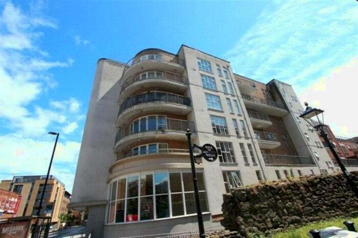 1 Bedroom Flat To Rent In Lower Canal Walk, Southampton, SO14