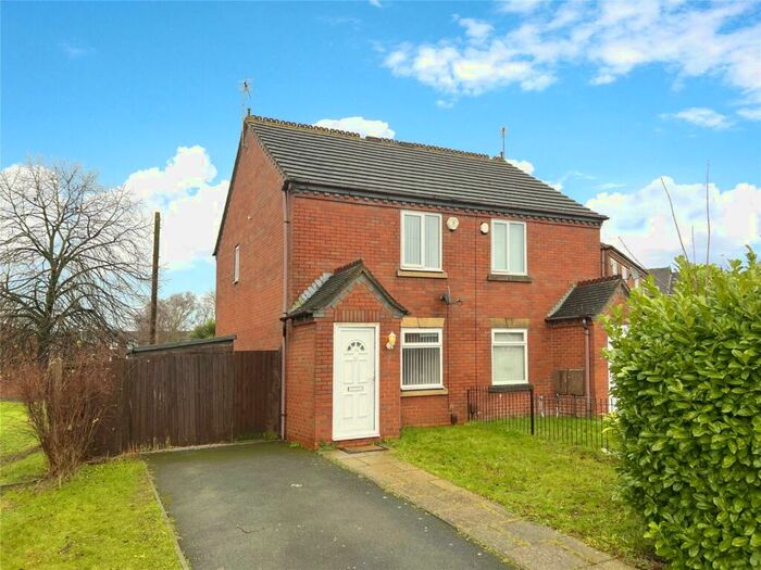2 Bedroom House To Rent In Steppingstone Street, Dudley, West Midlands, DY1