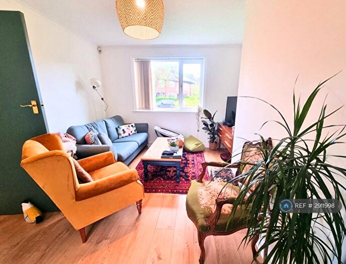 3 Bedroom Semi-Detached House To Rent In Winterburn Avenue, Manchester, M21