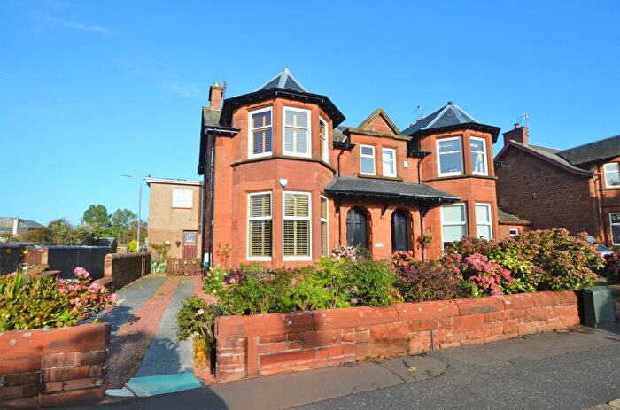 5 Bedroom Semi-Detached House For Sale In Bentinck Drive, Troon, KA10