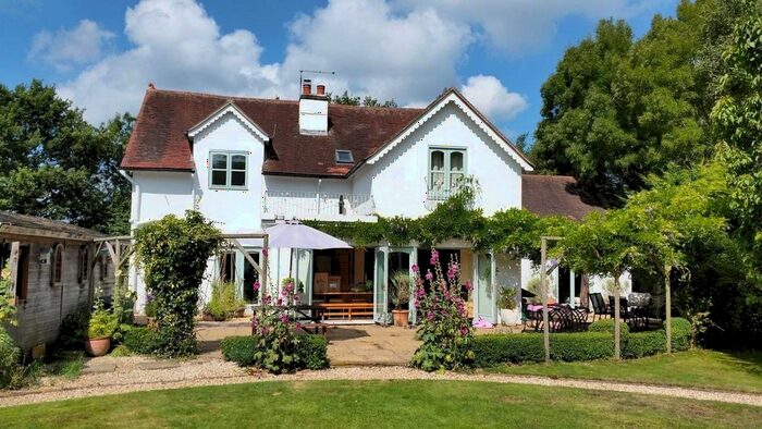 4 Bedroom Detached House For Sale In Bacon Lane, Nr Frensham, Farnham, Surrey, GU10
