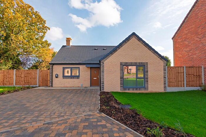 3 Bedroom Detached Bungalow For Sale In St Giles Park, Cringleford, Norwich, NR4