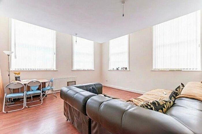2 Bedroom Flat For Sale In Oakhouse Park, Oakhouse Park, Liverpool, Liverpool, L9
