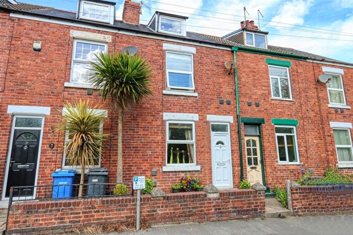 3 Bedroom Terraced House To Rent In Canal Wharf, Chesterfield, S41