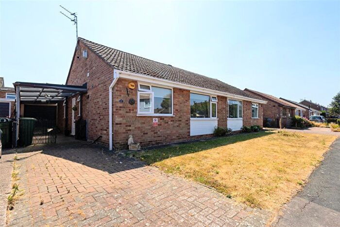 2 Bedroom Semi-Detached Bungalow For Sale In Forest House Lane, Leicester Forest East, Leicester, LE3