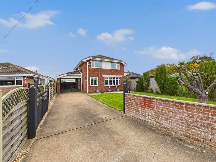 4 Bedroom Detached House For Sale In Church Lane, Mablethorpe, LN12