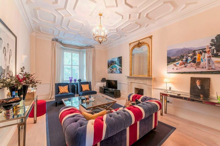 2 Bedroom Flat To Rent In Lower Sloane Street, London, SW1W