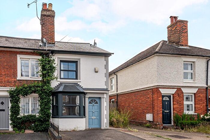 2 Bedroom House To Rent In Kings Road, Godalming, GU7