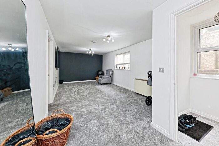 1 Bedroom Flat For Sale In Surrey Road, Cliftonville, Margate, Kent, CT9 - Photo 5