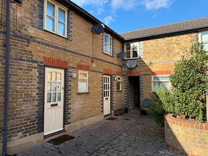 Studio To Rent In Cornelian Cottages Manor Road, Wallington, SM6