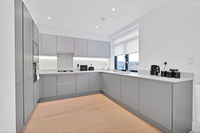 1 Bedroom Flat To Rent In Essoldo Close, Harrow, HA3
