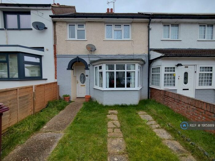 3 Bedroom Terraced House To Rent In Bramshaw Road, Tilehurst, Reading, RG30