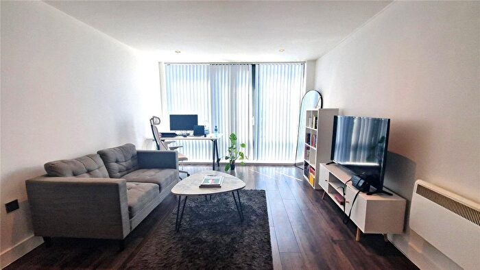 1 Bedroom Flat To Rent In Sand Pits, Birmingham, B1