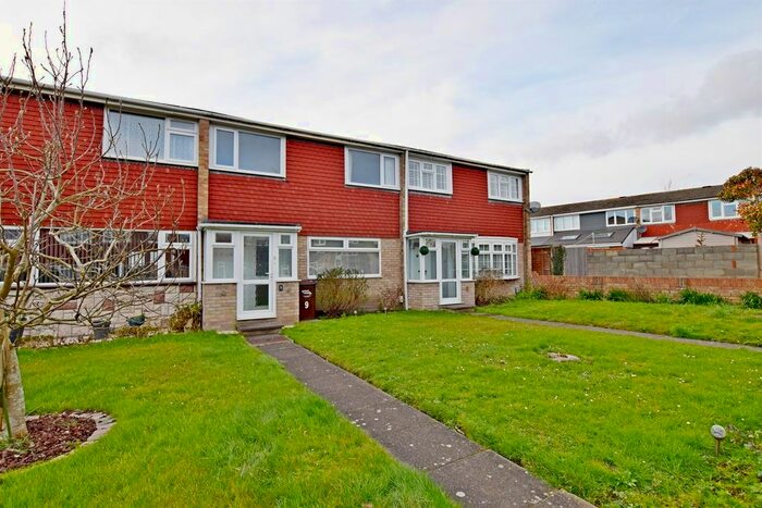 3 Bedroom Terraced House To Rent In Osprey Close, Portsmouth PO6