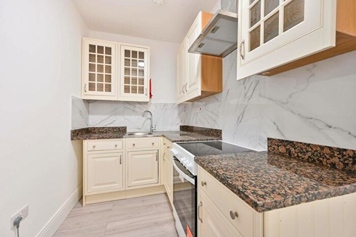 Studio To Rent In Mora Road, Cricklewood, London, NW2