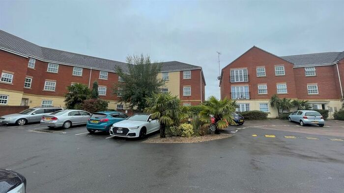 1 Bedroom Flat To Rent In Birkby Close, Hamilton, Leicester, LE5