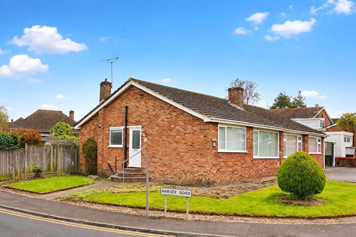 2 Bedroom Semi Detached Bungalow For Sale In Foxglove Road, Willesborough, TN24