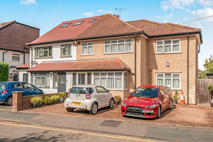 4 Bedroom Semi Detached House For Sale In Horsley Close, Epsom, KT19
