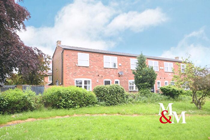 2 Bedroom End Of Terrace House To Rent In Peacehaven, LU7