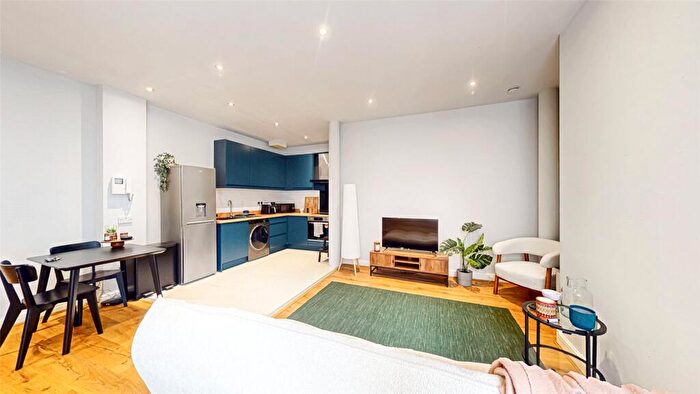 1 Bedroom Apartment To Rent In Bombay House, Whitworth Street, Manchester, M1