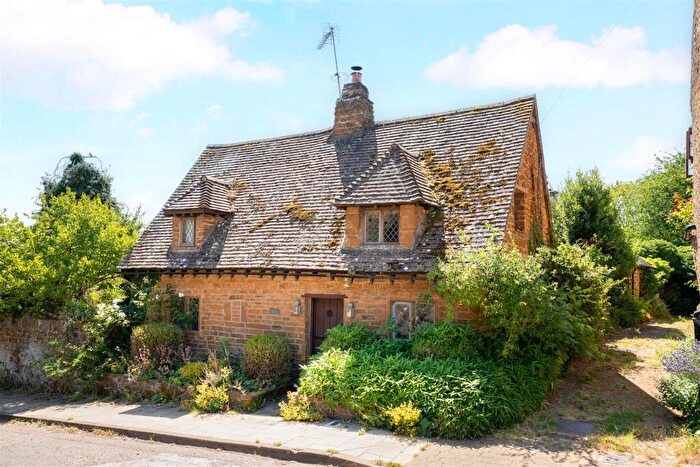 3 Bedroom Cottage For Sale In Millers Lane, Hornton, OX15