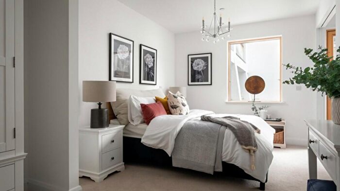 2 Bedroom Retirement Property To Rent In Clarence Street, Cheltenham, Gloucestershire, GL50