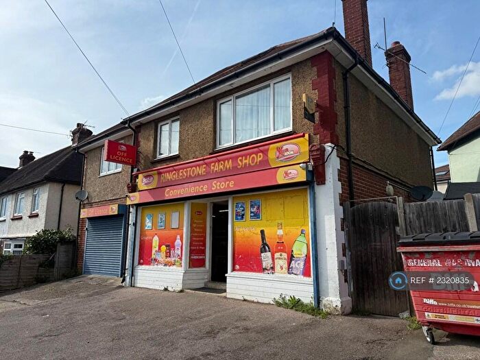 2 Bedroom Flat To Rent In Calder Road, Maidstone, ME14