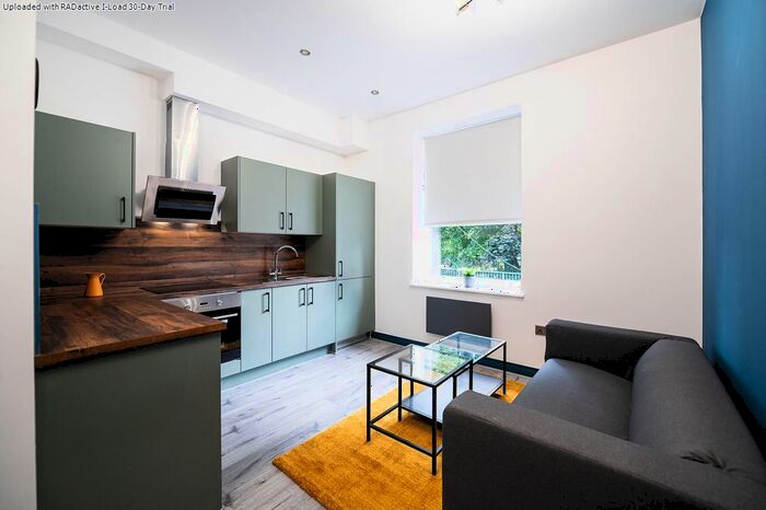 1 Bedroom Flat To Rent In Warrington Street, Ashton-Under-Lyne, OL6