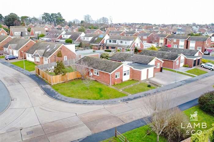 2 Bedroom Detached Bungalow For Sale In Pyefleet Close, Brightlingsea, Colchester, CO7