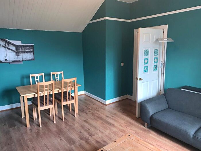 1 Bedroom Flat To Rent In Stewart Terrace, Edinburgh, EH11