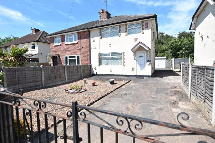 3 Bedroom Semi-Detached House For Sale In Halton Moor Avenue, Leeds, West Yorkshire, LS9