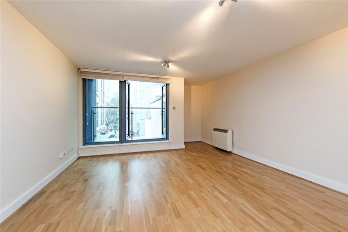 1 Bedroom Flat To Rent In Hardwicks Square, London, SW18
