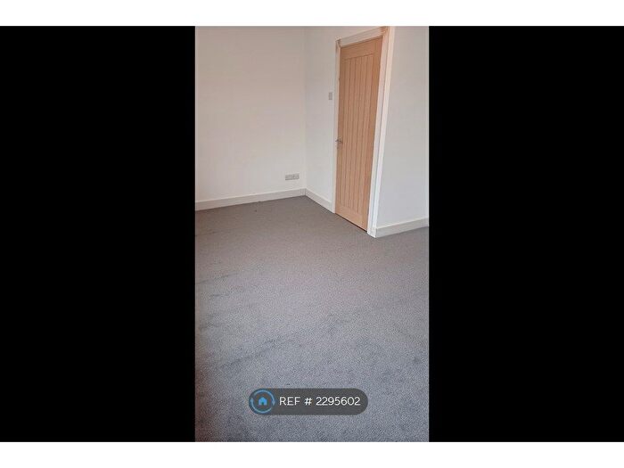 3 Bedroom Terraced House To Rent In Elmbank Road, Paignton, TQ4