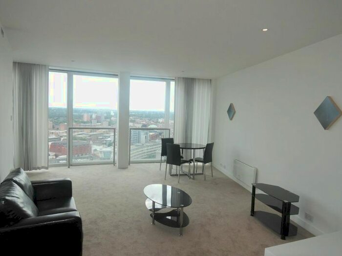 1 Bedroom Flat To Rent In Rotunda, New Street, Birmingham, B2