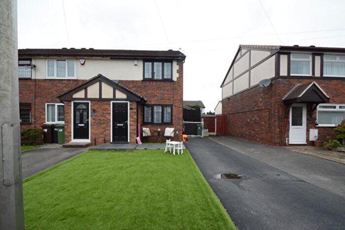 2 Bedroom Terraced House For Sale In Kershaw Lane, Audenshaw, M34