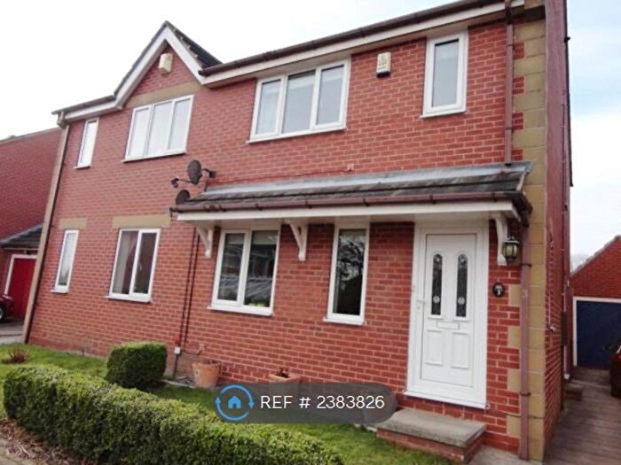 3 Bedroom Semi-Detached House To Rent In Laurence Court, Woodlesford, Leeds, LS26