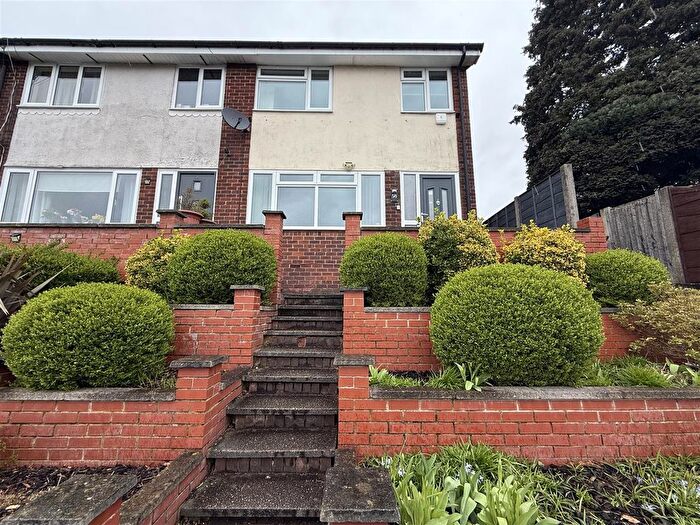 3 Bedroom End Terrace House For Sale In Kinder Street, Stalybridge, SK15