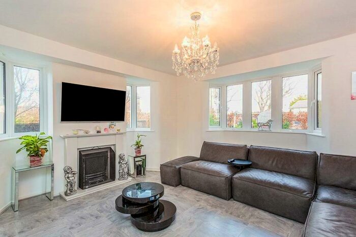 5 Bedroom Semi-Detached House To Rent In Blackpool Old Road, Blackpool, Lancashire, FY3