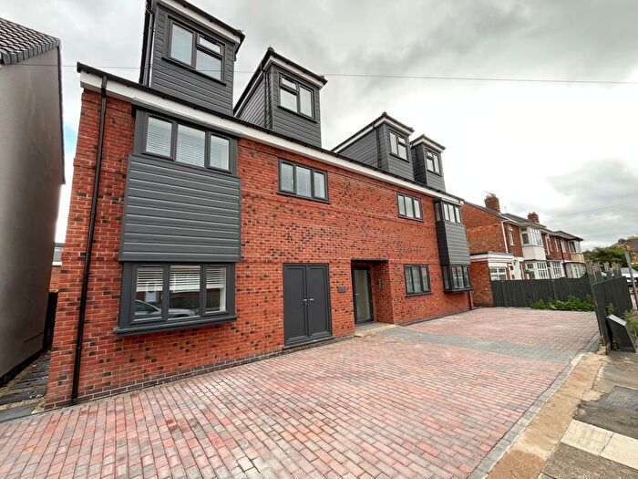 2 Bedroom Flat To Rent In Medina Road, Leicester, LE3