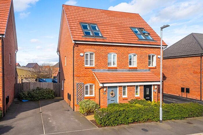 3 Bedroom Semi Detached House For Sale In Kenneth Cross Way, Sealand, CH5