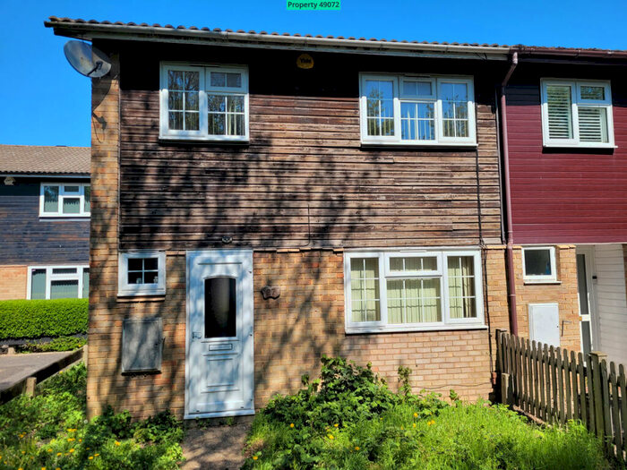 3 Bedroom End Of Terrace House To Rent In Cervia Way, Gravesend, DA12