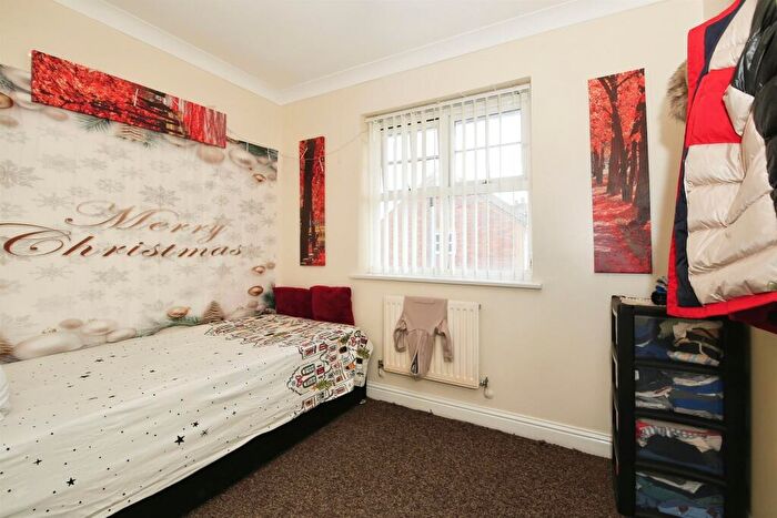 4 Bedroom Detached House For Sale In Monks Drive, Eye, Peterborough, PE6