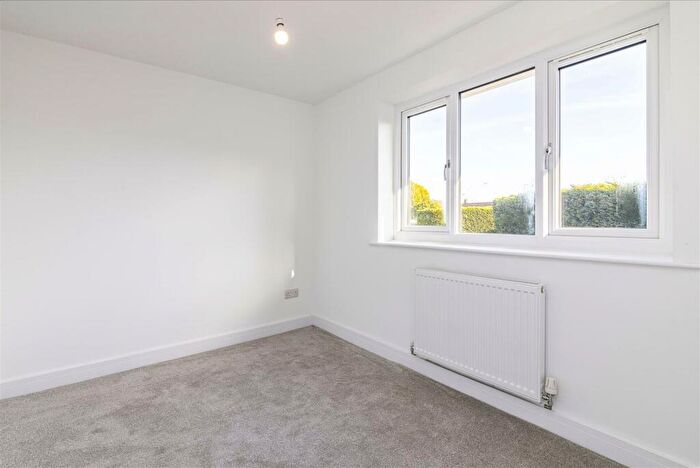 3 Bedroom Detached Bungalow For Sale In Meden Crescent, Sutton-In-Ashfield, Nottinghamshire, NG17
