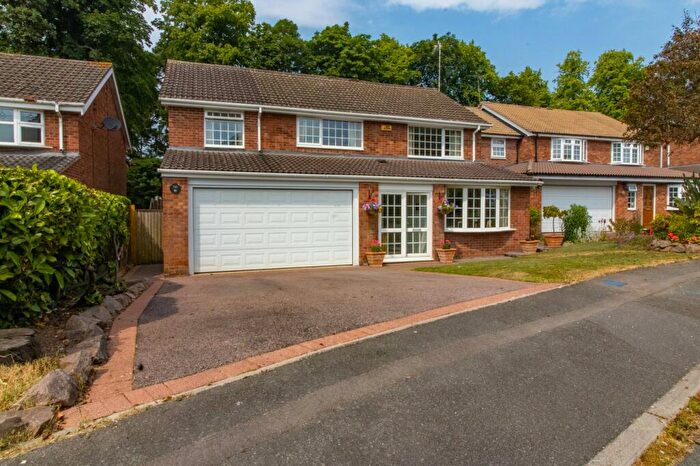 4 Bedroom Detached House For Sale In Newstead Avenue, Bushby, Leicester, LE7