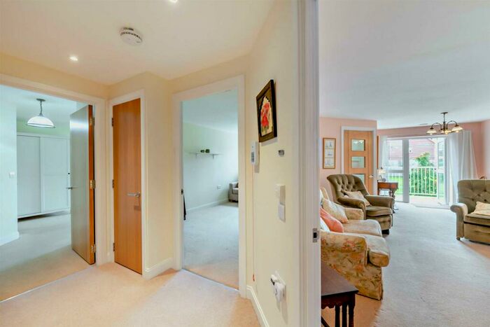 2 Bedroom Apartment For Sale In Squire Court, Raleigh Mead, South Molton Devon, EX36
