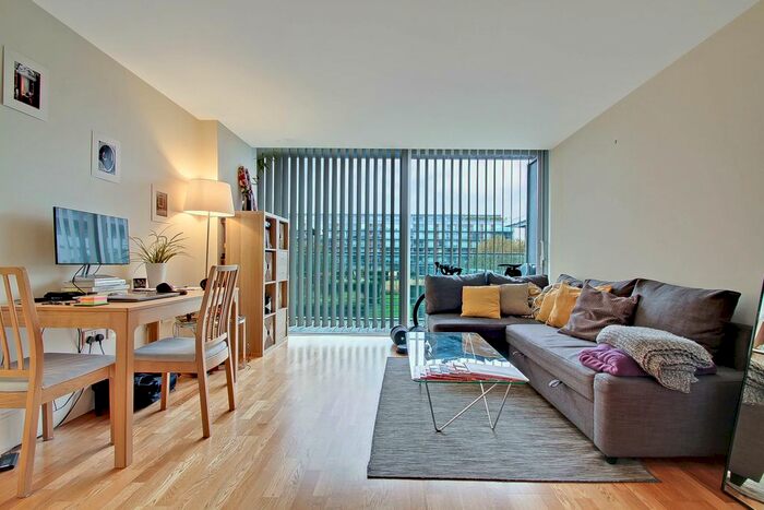 1 Bedroom Flat To Rent In Southstand Apartments, Highbury Stadium Square, Highbury, N5