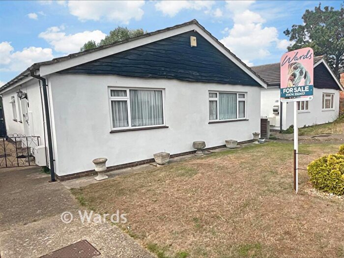 2 Bedroom Detached Bungalow For Sale In Elmfield Close, Gravesend, Kent, DA11