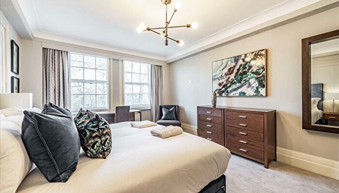 6 Bedroom Apartment To Rent In Park Road, London, NW8