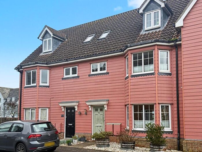 4 Bedroom Town House For Sale In Meadow Crescent, Purdis Farm, Ipswich, IP3