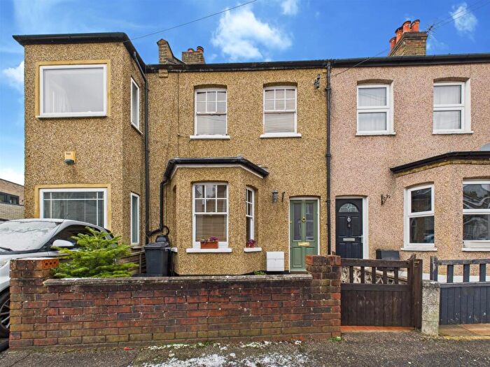 2 Bedroom Terraced House For Sale In Edward Road, Coulsdon, CR5
